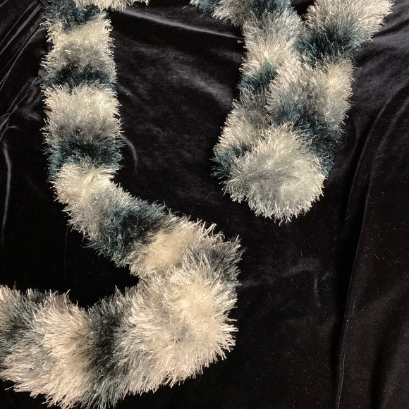 Black, white and gray fuzzy fashion scarf - Picture 2 of 2